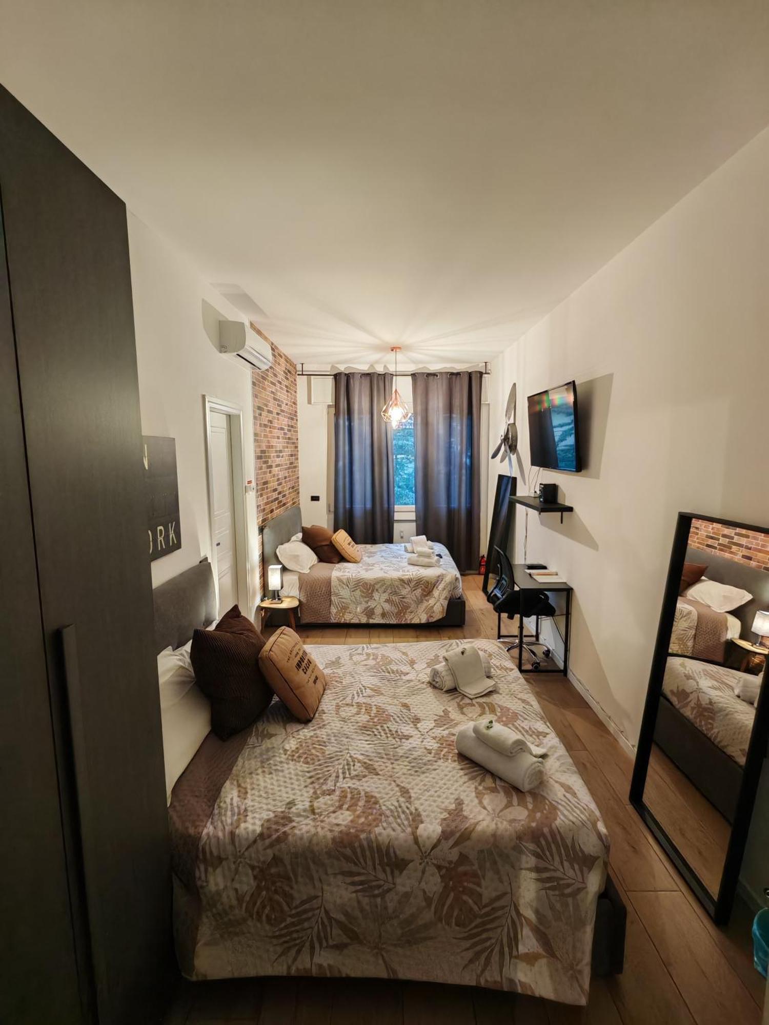 Mc Fly Rooms Malpensa Airport Gallarate Eksteriør bilde